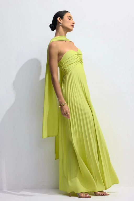ISAVELLE Maxi Dress